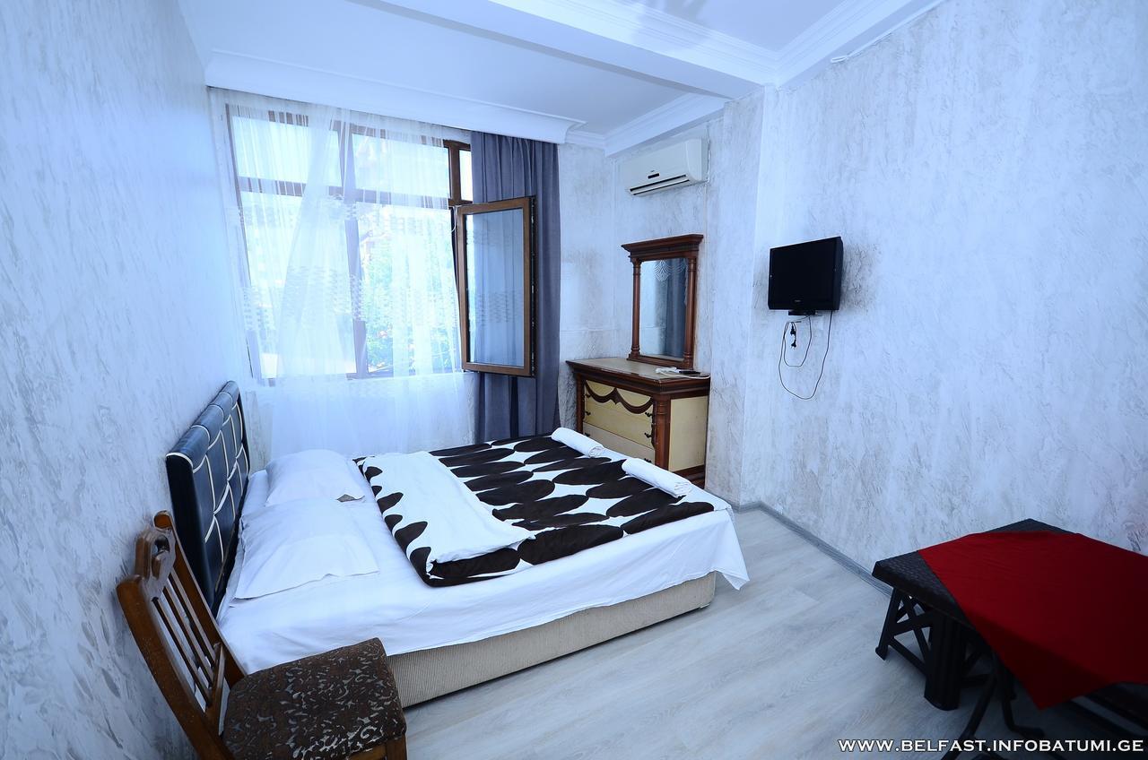 Hotel Belfast Батуми Экстерьер фото